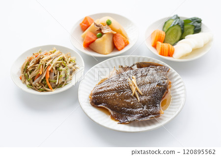 日式小菜（煮比目魚等） 120895562