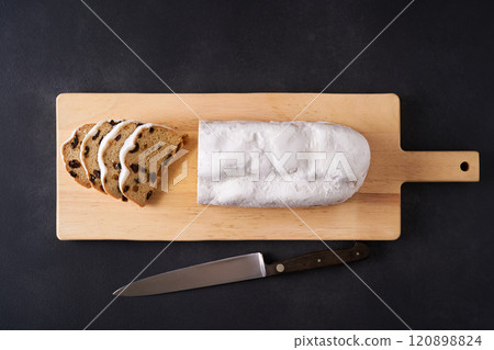 德式聖誕蛋糕 120898824