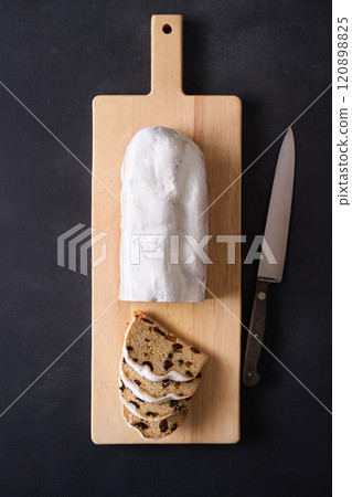 德式聖誕蛋糕 120898825