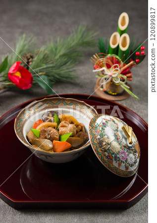 日本新年:築善尼與門松 日本新年:築善尼與門松 120899817
