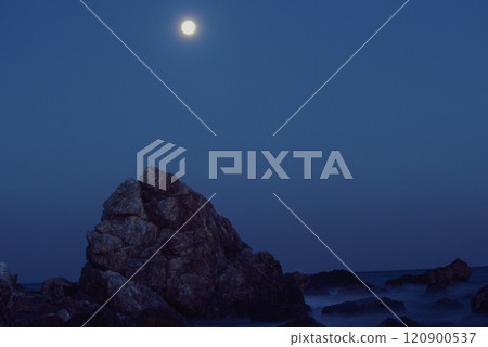 Full moon and rocks Full moon and rocks 120900537