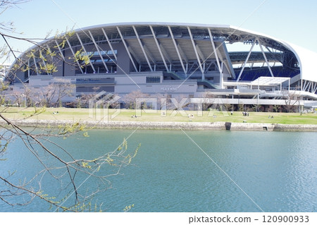 廣島太田川河畔足球場景觀 廣島太田川河畔足球場景觀 120900933