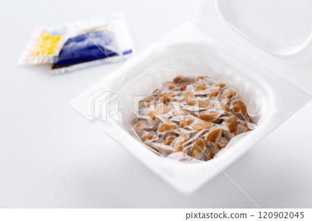 Commercially available packaged natto 120902045