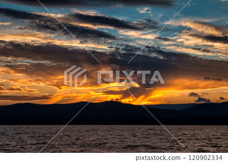 Scenic sunset on the lake 120902334