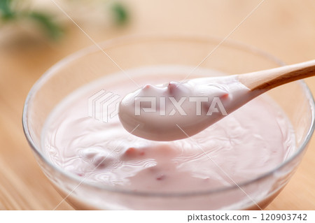Strawberry yogurt 120903742