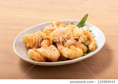 Deep-fried wild shrimp Deep-fried wild shrimp 120909414