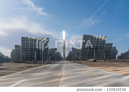 熔鹽塔式太陽能發電廠 熔鹽塔式太陽能發電廠 120910536