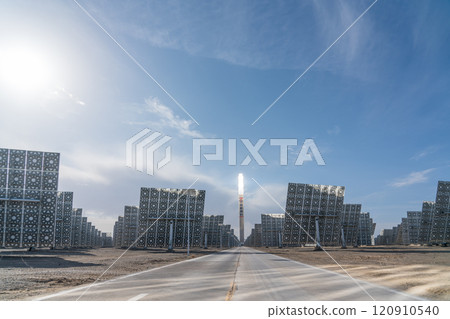 熔鹽塔式太陽能發電廠 熔鹽塔式太陽能發電廠 120910540