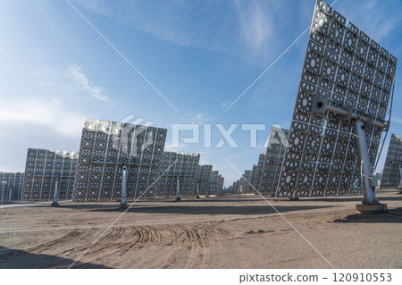 Molten salt tower type solar power plant Molten salt tower type solar power plant 120910553