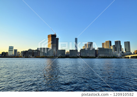 View of the Harumi Flag and high-rise apartment buildings from Toyosu Gururi Park View of the Harumi Flag and high-rise apartment buildings from Toyosu Gururi Park 120910582