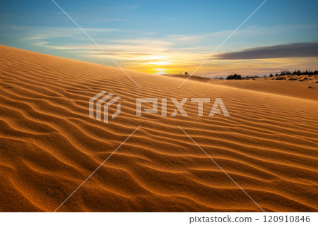 Scenery of the Red Sand Dunes located at Mui Ne in Vietnam 120910846