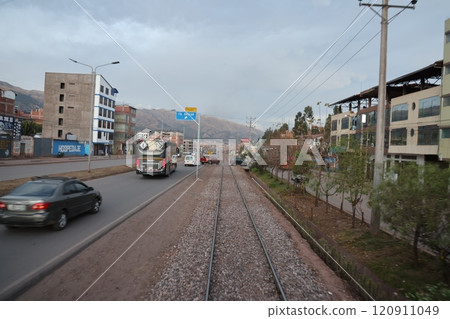 [Peru] The Titicaca Train running near Cusco 120911049