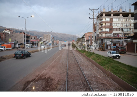 [Peru] The Titicaca Train running near Cusco 120911050