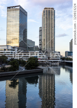 Scenery of Yokohama New Port, Kanagawa Prefecture 120913224