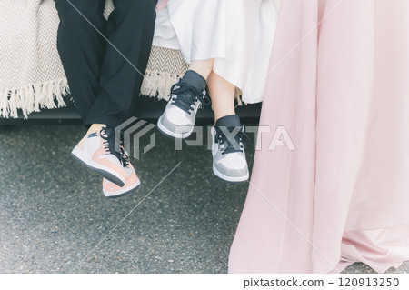 Sneaker coordination and sneaker wedding images Sneaker coordination and sneaker wedding images 120913250
