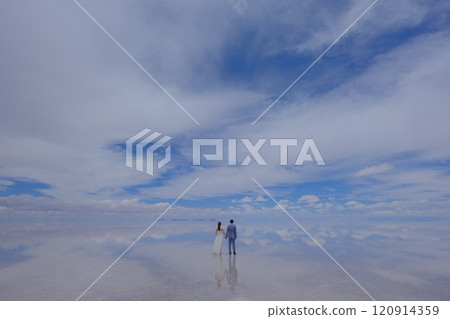 專屬你們兩個的特別時刻 | 在烏尤尼鹽沼拍婚紗照 120914359