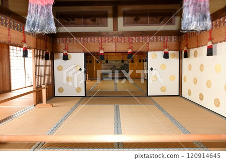 [河內長野市、國家登錄有形文化財產「金剛寺」本坊奧傳] 120914645