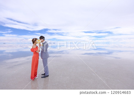 烏尤尼鹽沼｜滿臉鮮花、交換愛意的浪漫婚紗照 120914683