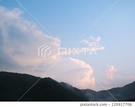 【雲系列】山腰翩翩起舞的鳳凰雲 120917706