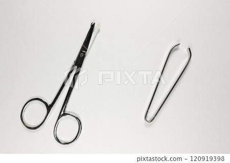 Scissors and tweezers 120919398