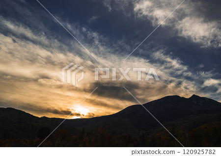 Sunset and Mount Norikura 120925782