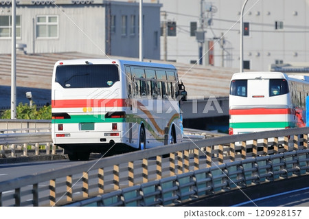 大型觀光巴士 120928157