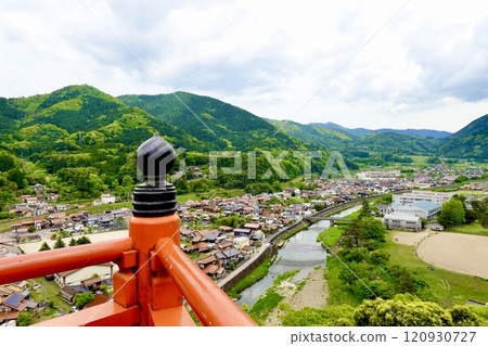 A view of the town of Tsuwano from the grounds of Taikodani Inari Shrine. Tsuwano Town, Kashima Prefecture A view of the town of Tsuwano from the grounds of Taikodani Inari Shrine. Tsuwano Town, Kashima Prefecture 120930727