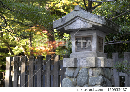 Tsurugaoka Hachimangu shrine in Kamakura, Japan. Tsurugaoka Hachimangu shrine in Kamakura, Japan. 120933487