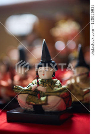 A doll A doll 120936932