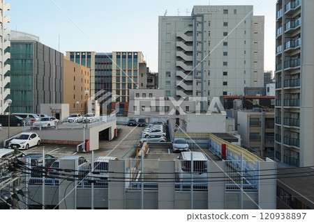 parking lot 120938897