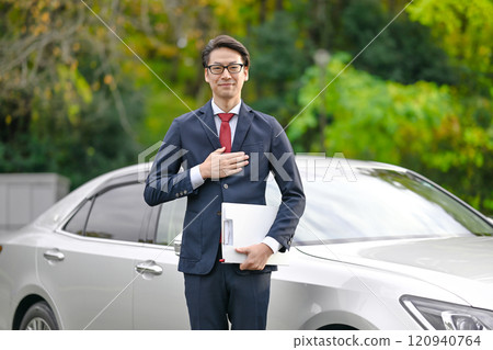 Car dealers, used car buyers Car dealers, used car buyers 120940764