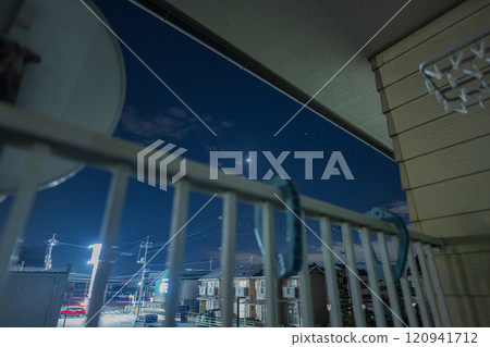 日本岡山縣高橋市觀光常山公園的美麗星空 日本高橋市觀光常山公園的美麗星空 120941712