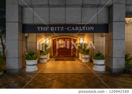 大阪麗思卡爾頓酒店入口 120942589