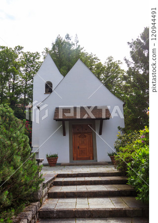 Burgenstock Chapel from 1897, made famous in 1954 when actors Audrey Hepburn and Mel Ferrer were married there. Canton of Nidwalden, Switzerland 120944491