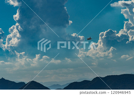 Clouds floating in the blue sky 120946945