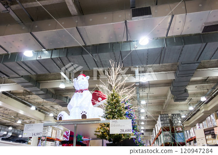 Costco Christmas on Tamasakai Street, East exit of Tamasakai Station on Keio Sagamihara Line, Oyamagaoka, Machida City, Tokyo 120947284
