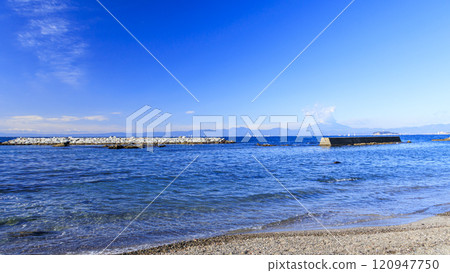 湘南海、藍天和富士山 120947750