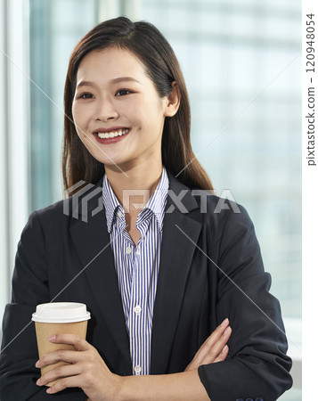 portrait of young asian businesswoman portrait of young asian businesswoman 120948054
