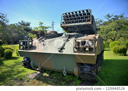 中部日本陸上自衛隊富士學校紀念活動75型130毫米自走多管火箭炮靜岡縣小山町 (2) 120948526