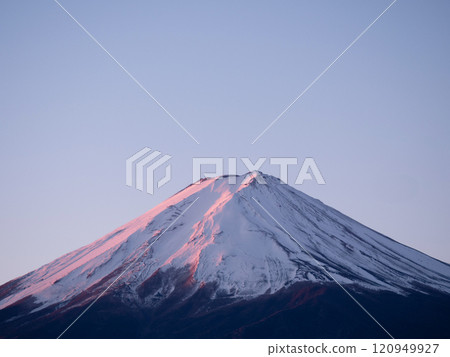 Mount Fuji in the morning sun Mount Fuji in the morning sun 120949927