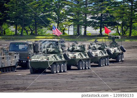 U.S. Marine Corps LAV-AT waiting before the Fuji School commemorative event and review ceremony, Oyama Town, Shizuoka Prefecture, Chubu, Japan Ground Self-Defense Force U.S. Marine Corps LAV-AT waiting before the Fuji School commemorative event and review ceremony, Oyama Town, Shizuoka Prefecture, Chubu, Japan Ground Self-Defense Force 120950133