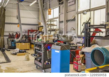 Automobile repair shop Automobile repair shop 120950458