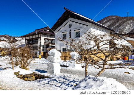 Fukushima Prefecture, Ouchijuku in winter 120950665
