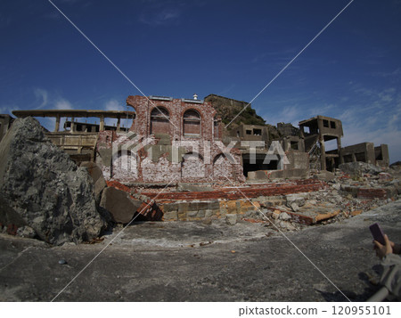 Gunkanjima from the second observation area 120955101