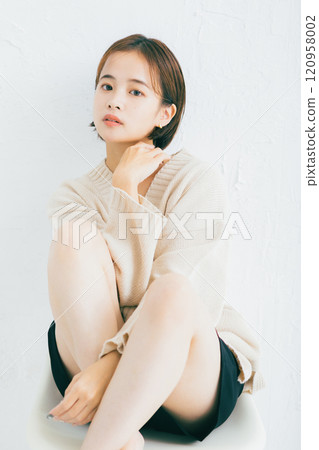 年輕女性的美麗形象 120958002