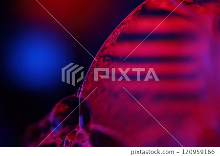 Red and blue fluid reflections on black background, liquid abstraction, colour waves, deep dark backgrounds, geometric water shapes 120959166