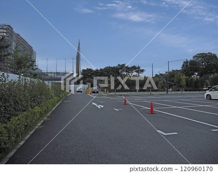 Mori Park outdoor parking lot. 120960170