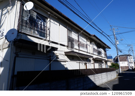 Showa's apartment 120961509