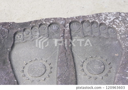 安土城的佛腳石 120963603