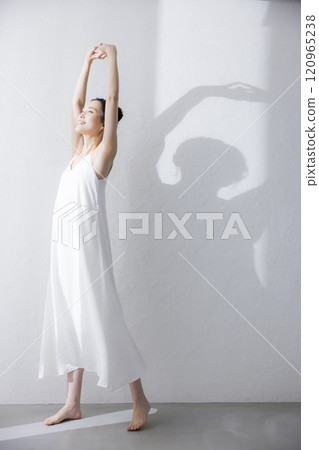 年輕女性的身體護理 120965238